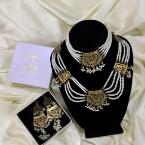 Tuba's  Indians Malas